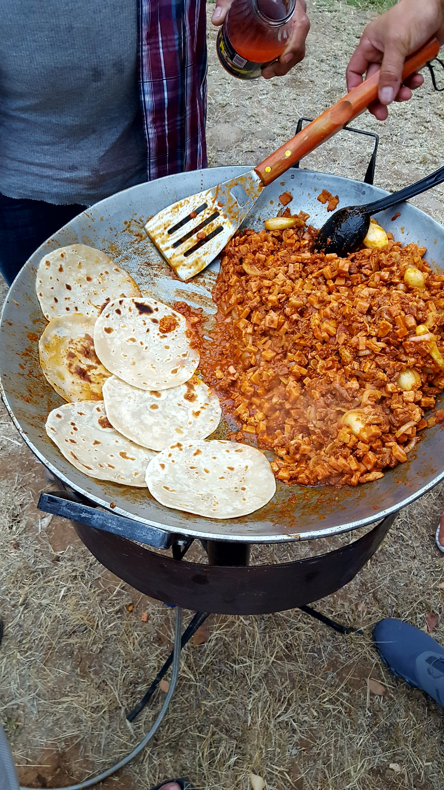 Traditional,Mexican,Food,Called,Discada,With,Meat,And,Tortilla Embracing the Discada